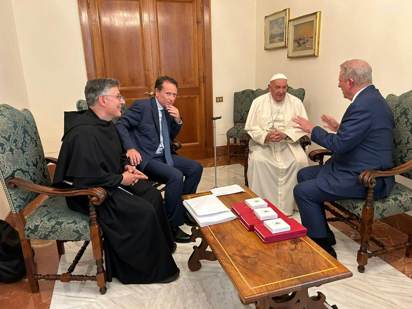 Papa Francesco e Al Gore: un Incontro Privato per Accelerare la Transizione Ecologica